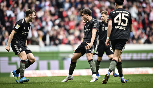 Байерн шокира Фрайбург: 0:2 до 3:2 с два гола след 90-ата минута