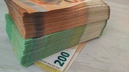 Над 40 000 евро в дома му: задържаха криминално проявен мъж в Ловешко за подозрения за купуване на гласове