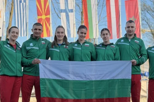 Българките тръгнаха с победа в &bdquo;Били Джийн Кинг къп&ldquo;: 2:0 срещу ЮАР и ранен комфорт