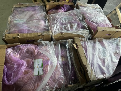 БАБХ спря 1,57 тона пилешко без документи на &bdquo;Капитан Андреево&ldquo;