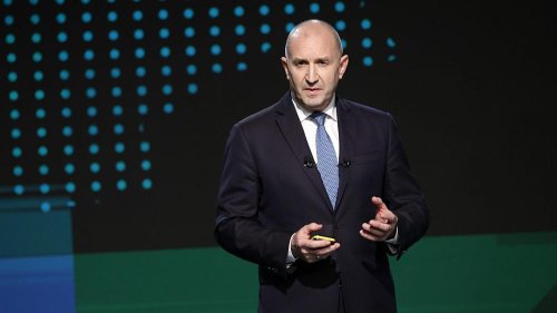 Австрийските медии за Румен Радев: &bdquo;Месия&ldquo; от ВВС като български премиер&ldquo;