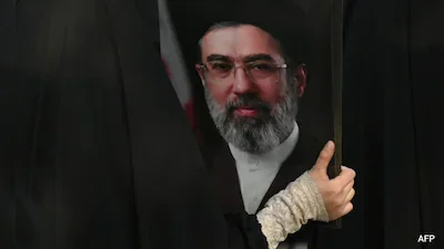 Ройтерс: Моджтаба Хаменей е с тежки наранявания по лицето и крака