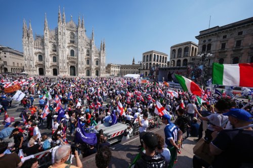 Крайната десница в Европа се събра на митинг в Милано под лозунга &bdquo;Без страх&ldquo; (ВИДЕО)