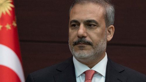 Турция: НАТО трябва да се готви за по-слаба роля на САЩ