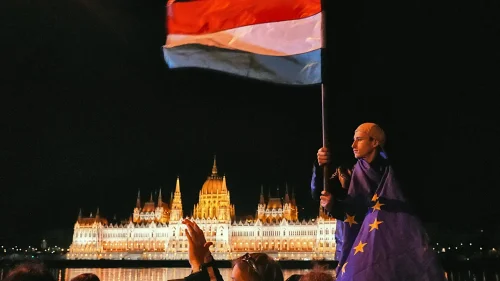 Брюксел каца в Будапеща: Унгария има месеци да си върне милиардите от ЕС