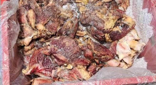 БАБХ удари склад в Луковит: Тонове месо със съмнителен произход