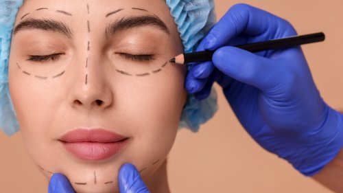 Лекари алармират: Все повече ученички посягат към опасни естетични процедури &ndash; кампанията &bdquo;Лицето не е чернова&ldquo; стартира на 21 април в 10 софийски училища