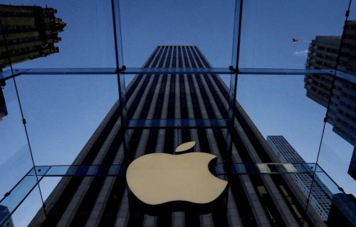 Apple отчете 111 млрд. долара приходи: iPhone дърпа ръста, но под прогнозите
