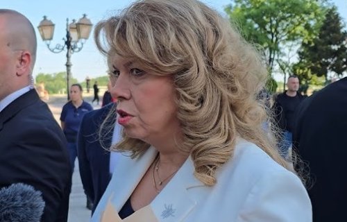 Йотова към депутатите: Хората гласуваха за нормалност &ndash; време е да я дадете