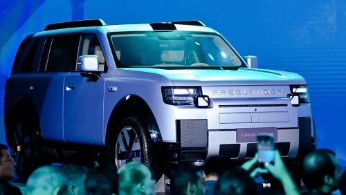 Freelander 8 идва в Европа: JLR и Chery пускат гигантски SUV с 800V система и ниво 3 автономност (ВИДЕО)