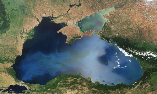 Турски учени прогнозират затопляне на Черно море с четири градуса до 2070 г.