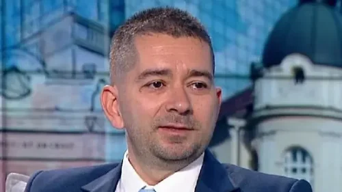 Слави Василев: Румен Радев е по-подготвен за премиер от Сакскобургготски