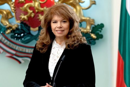 Йотова започва консултациите: Старт на битката за кабинет