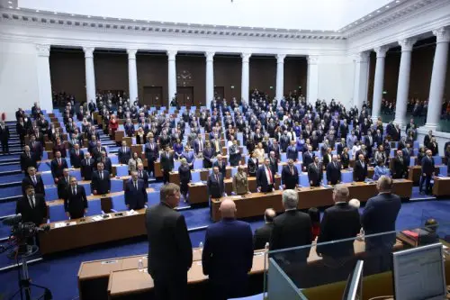 Равносметката на 51-вото Народно събрание: Вижте кой е най-отсъстващият политик и кой е най-наказваният