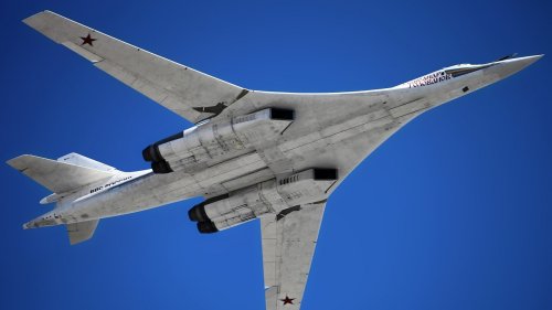 Ту-160М: Модернизация на руския бомбардировач за бъдещи бойни задачи