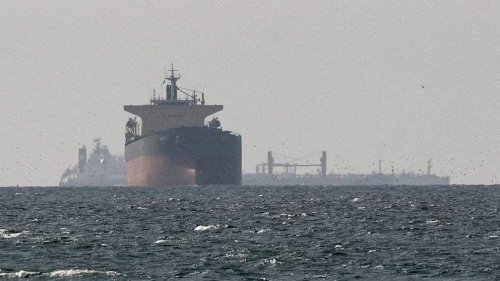 Иран иска да наложи такса за интернет кабели по дъното на Ормузкия проток
