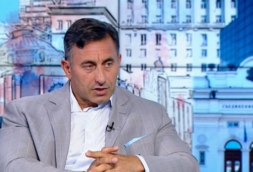 Румен Спецов: България е обезпечена с петрол и горива, няма риск от недостиг