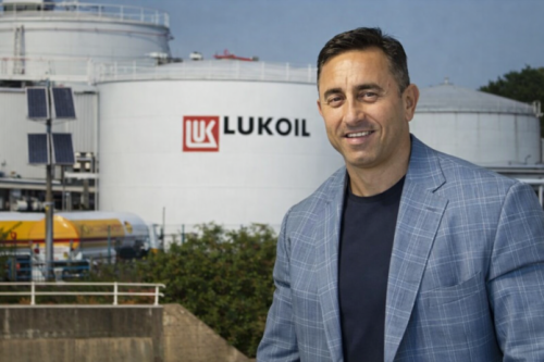 Кабинетът сменя Румен Спецов в &bdquo;Лукойл Нефтохим Бургас&ldquo;