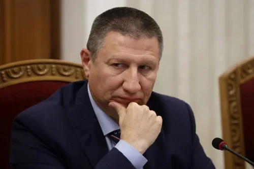 Борислав Сарафов поиска предсрочно освобождаване от поста директор на НСС