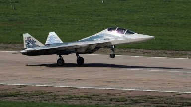 Русия тества двуместния Су-57Д &ndash; нова роля за пилота и командването във въздуха