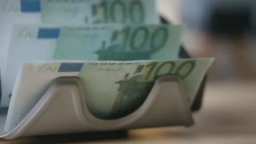 Бюджетната комисия одобри промени в пенсиите и намаляване на партийните субсидии