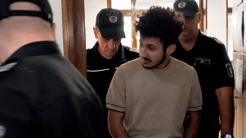 Съдът остави в ареста 19-годишния сириец заради гонката с мигранти в Бургас