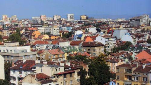 Обрат на имотния пазар: купувачите печелят време, но цените не падат