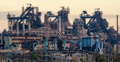 Украйна мести индустриалното си сърце на запад