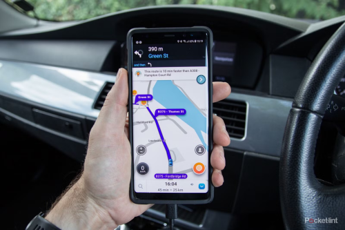 Waze променя шофирането: Вече докладваш инциденти само с глас