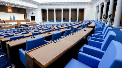 Министри отговарят на въпроси на депутатите в Народното събрание