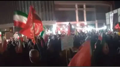 Протести в Иран срещу сделката със САЩ: &bdquo;Оставка&ldquo; за Арагчи и Галибаф, Техеран отрича дата