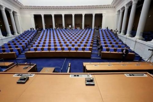 Бюджет 2026 влиза в пленарната зала