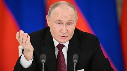 Путин: Русия преминава през труден период, но ще защити изборите си