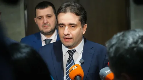 Божанов: Прокуратурата е блокирала разследване за имотна схема във Варна