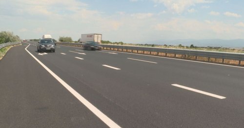 Внимание на &bdquo;Тракия&ldquo;: Ограничават скоростните ленти в Софийско за нощна обработка