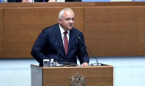 &bdquo;Магнитски&ldquo; влиза в парламента: Демерджиев прати данни за проверки и сигнали за заобикаляне на санкции