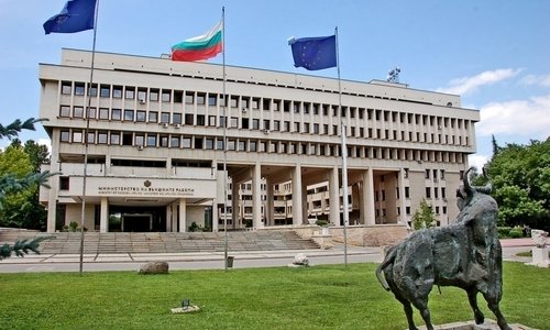 МВнР: Няма данни за пострадали българи след мощните земетресения във Венецуела