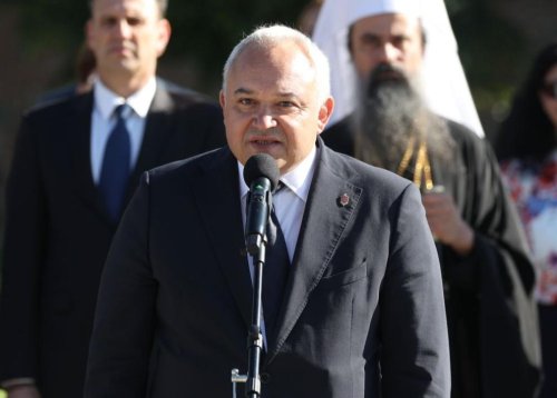 Демерджиев: Проверяваме откъде са парите за полетите до Дубай, Атанасова да не рови в темата за полетите, от регистрите излизат интересни факти