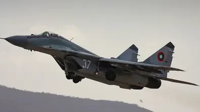 Самолетът с фалшив сигнал за отвличане, който бе пренасочен към Бургас, излетя за Тел Авив след 7-часова проверка