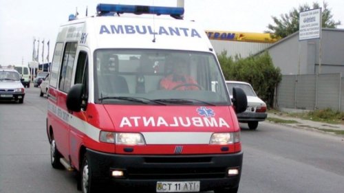 (СНИМКА) Български ТИР предизвика в тежка катастрофа в Румъния, загинаха мъж и жена
