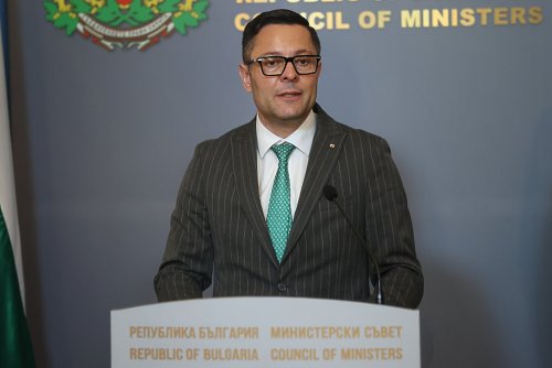 След среща в Министерския съвет: &bdquo;Лукойл Нефтохим&ldquo; ще може отново да купува петрол от швейцарски компании