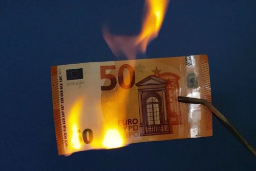 Европа брои милиарди за пожари: над 3 млрд. евро само за 2026 г.