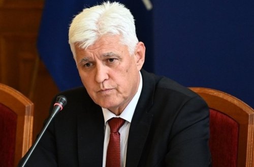 Димитър Стоянов: Няма основание България да се присъединява към &bdquo;Коалицията на желаещите&ldquo;
