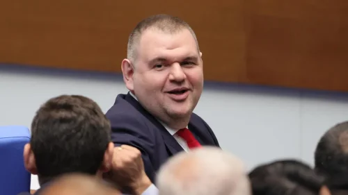 Сметната палата започва проверка на Делян Пеевски за недекларираните чартърни полети до Дубай
