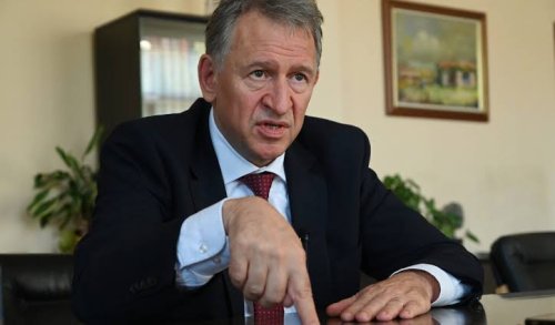 Едно и също онколекарство: 46 000 лв. в една болница, 150 000 лв. в друга &ndash; Кацаров посочи модела, който надува цените