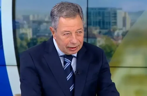 Ген. Миланов: Опасенията за американските самолети в Безмер са предимно емоционални