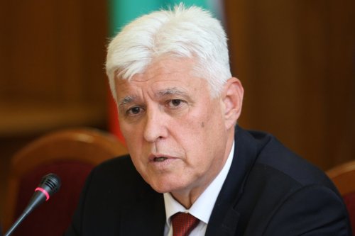 Димитър Стоянов: България не е част от конфликта, няма пряка заплаха