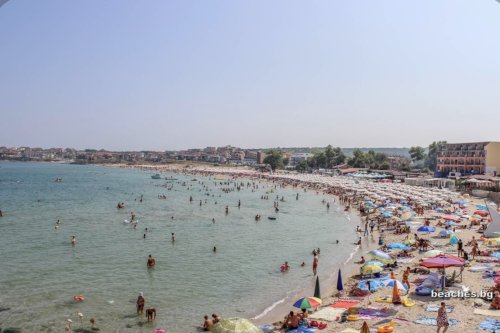 Издирват 7-годишно дете, изчезнало във водата на плаж &bdquo;Хармани&ldquo; в Созопол