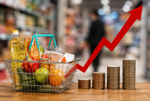 Инфлацията в България се ускори до 4,5%: Почивките и токът поскъпват, храните поевтиняват