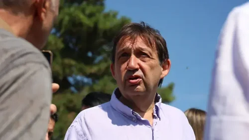 Министър Шишков с твърд тон за незаконния град край Варна: &bdquo;Ще спрем водата и тока на незаконните сгради&ldquo;